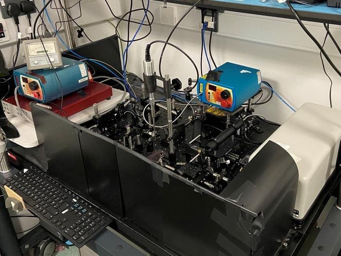 Buzz-worthy breakthrough: new tests to detect fake honey SORS set up at Rutherford Appleton Laboratory Honey Testing Cranfield Uni and STFC