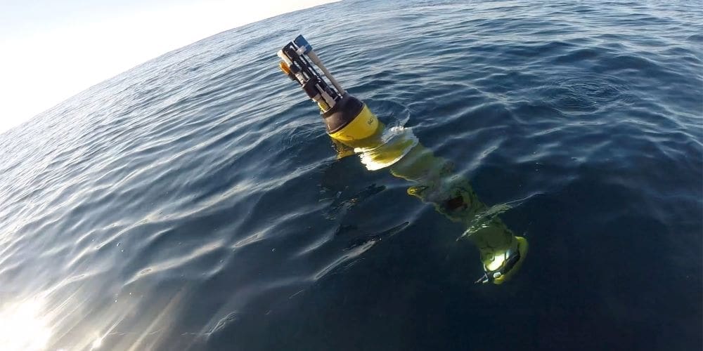 Marine heatwaves disrupt ocean food webs and slow carbon transport Image: A robotic biogeochemical Argo float deployed in Monterey Bay as part of the Global Ocean Biogeochemistry Array led by MBARI