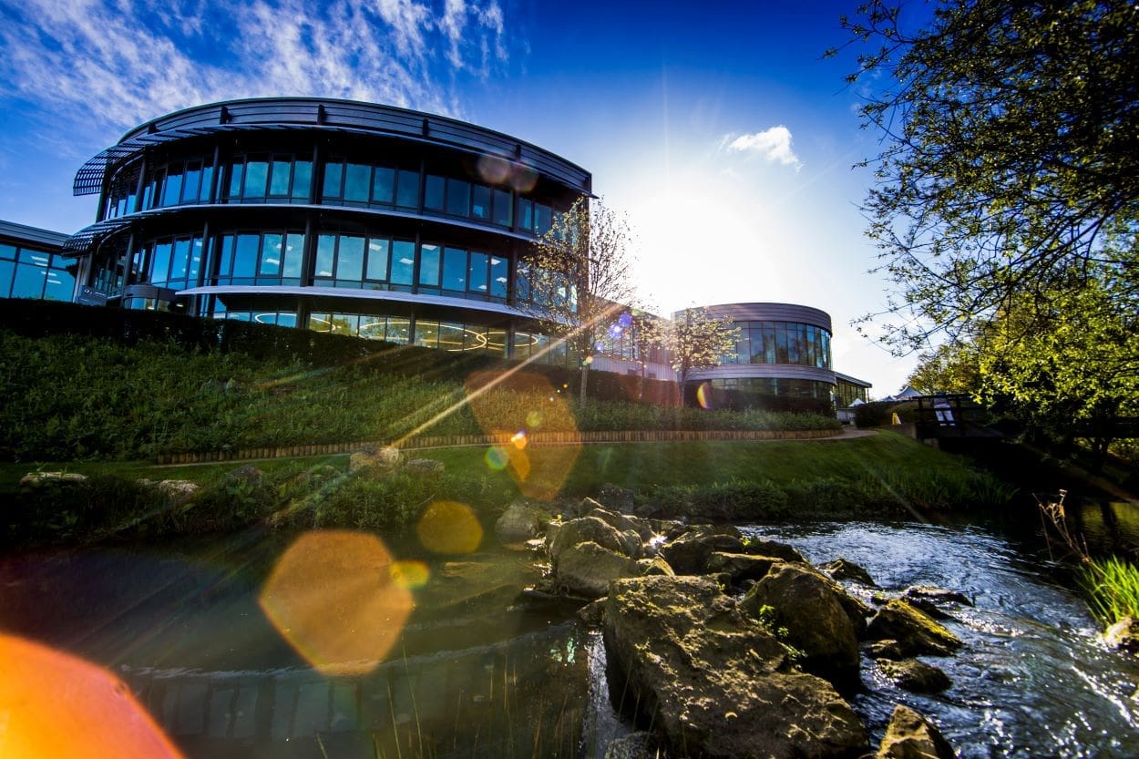 Mercedes HQ